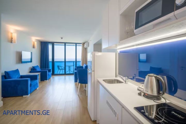 Panoramic 3-room apartment, block C · No. 1603