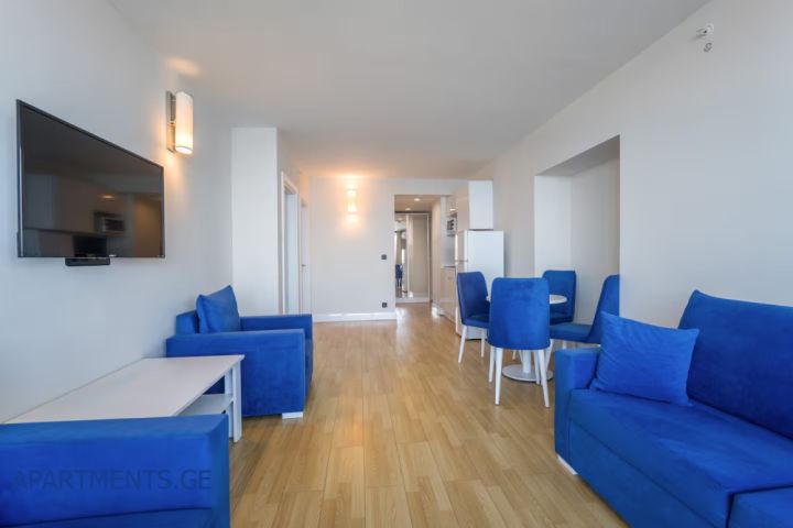 Panoramic 3-room apartment, block C · No. 1702 — Photo 5