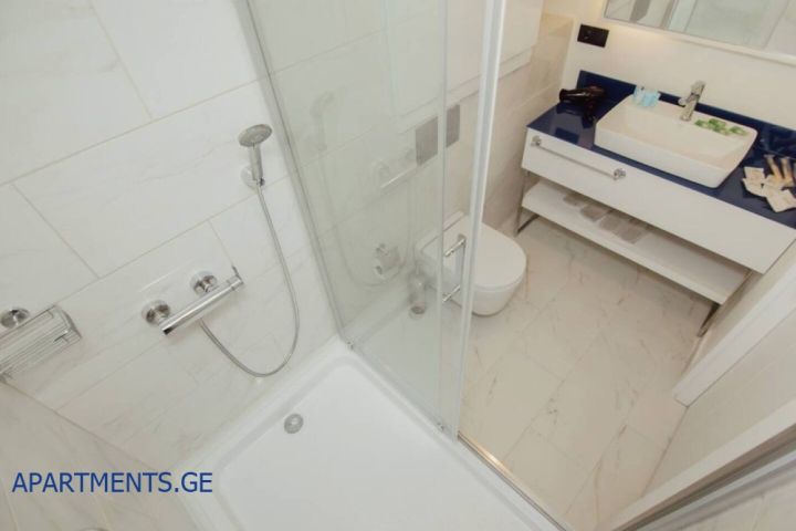 სტუდიო, A ბლოკი · № 3947 — ფოტო 4